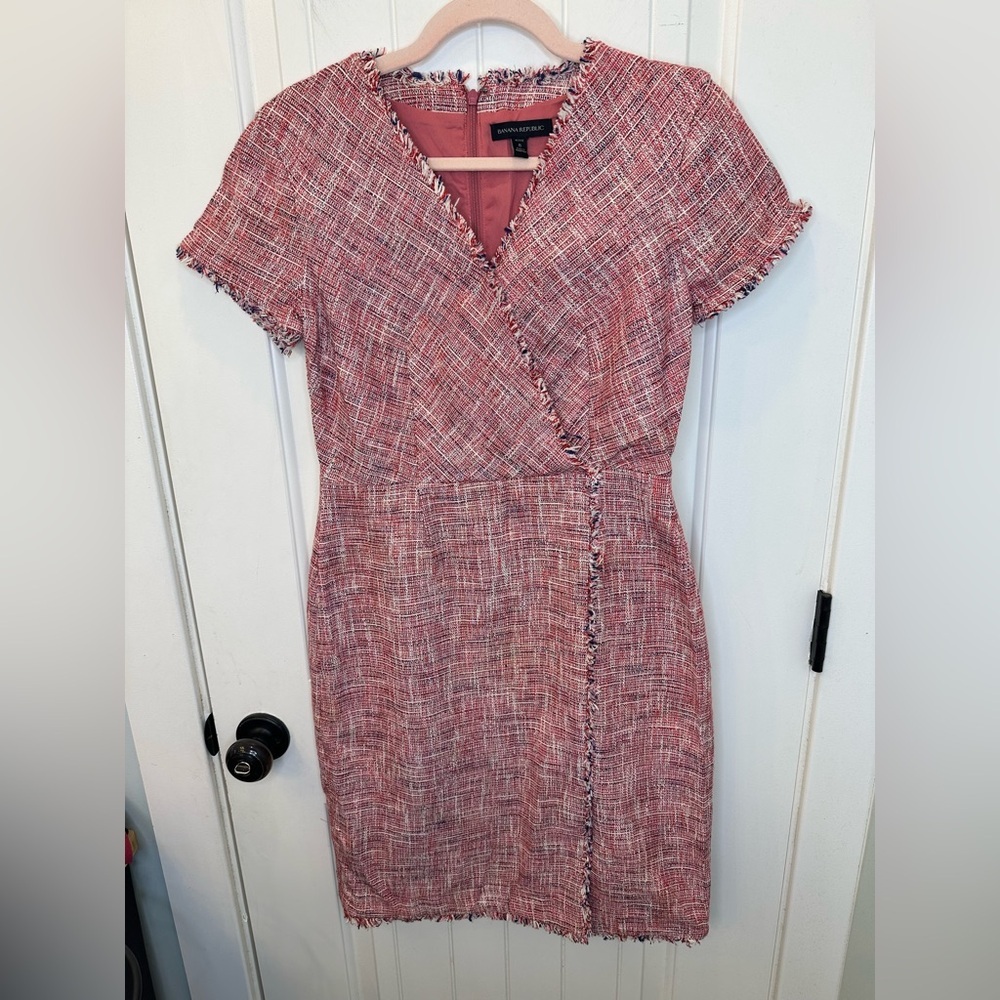 Banana Republic Pink Tweed Fringed Faux Wrap Sheath Dress 8P - Picture 3 of 8